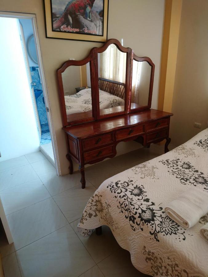 Hostal Terito Пуерто Бакерисо Морено Екстериор снимка