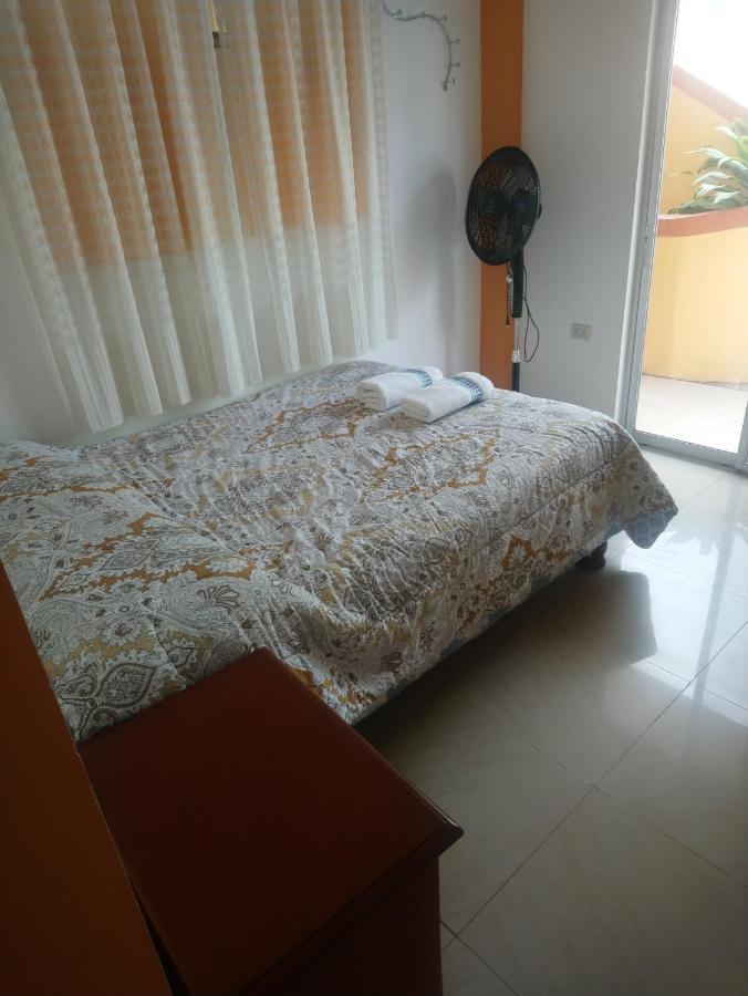 Hostal Terito Пуерто Бакерисо Морено Екстериор снимка