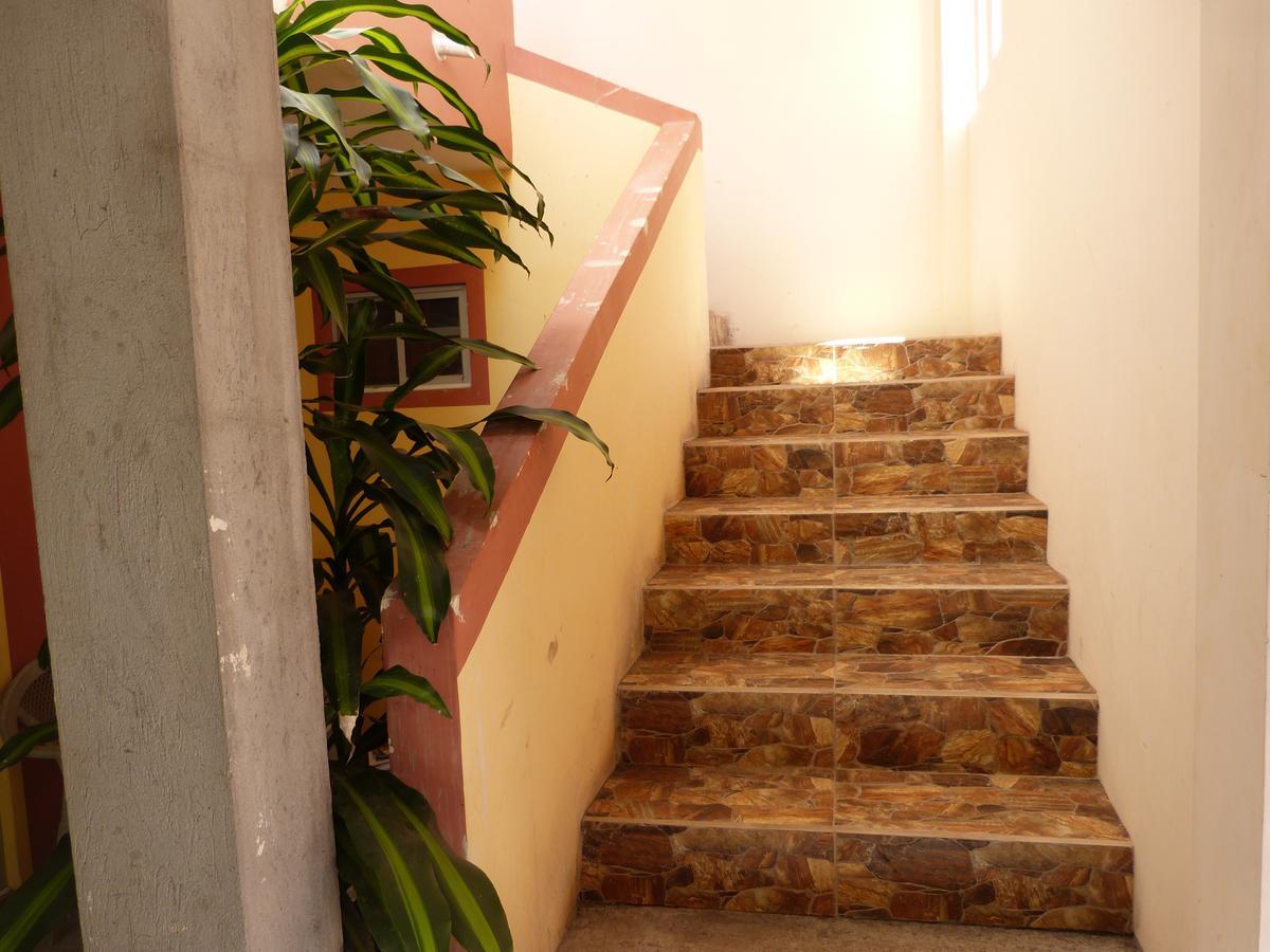 Hostal Terito Пуерто Бакерисо Морено Екстериор снимка